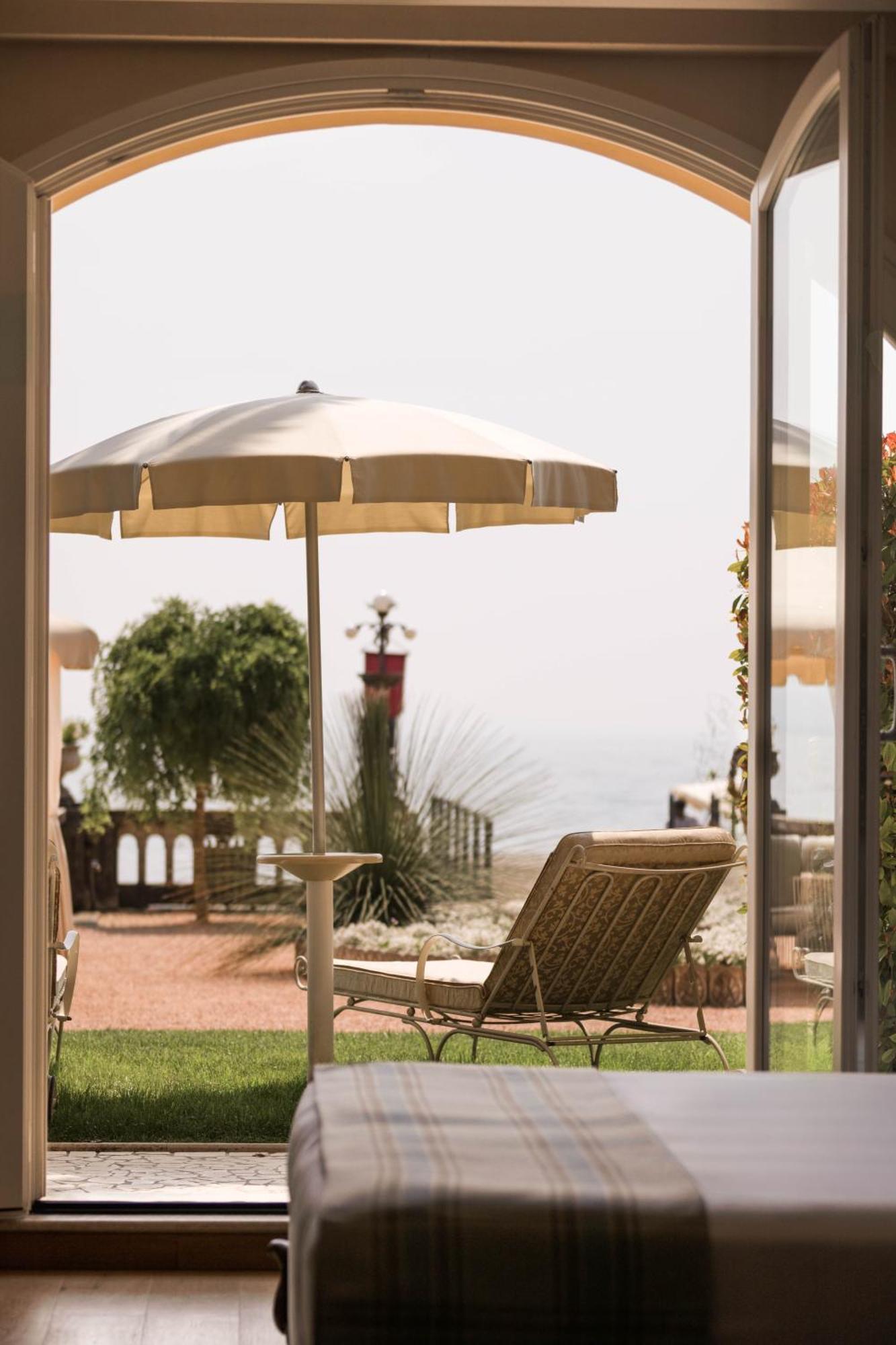 Grand Hotel Fasano Gardone Riviera Exterior foto
